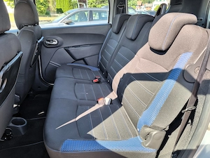 Dacia Lodgy Celebration**Anhängekupplung**Rückfahrkamara**Sitzheizung** wenig KM**SPARSAM 5l Bild 7