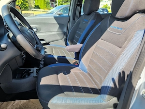 Dacia Lodgy Celebration**Anhängekupplung**Rückfahrkamara**Sitzheizung** wenig KM**SPARSAM 5l Bild 5