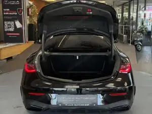 Mercedes-Benz E 300 Bild 12