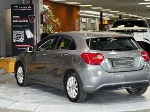 Mercedes-Benz A 180 Bild 11