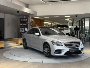 Mercedes-Benz S 400 Bild 10