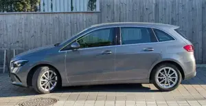 Verkaufe meinen Mercedes B 180 Bild 4