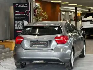 Mercedes-Benz A 180 Bild 9
