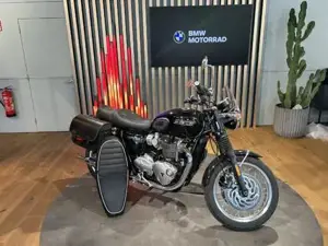Triumph Bonneville T120 Bild 2