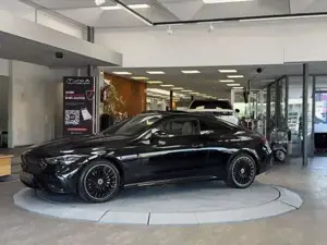 Mercedes-Benz E 300 Bild 2