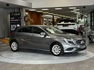 Mercedes-Benz A 180 Bild 2