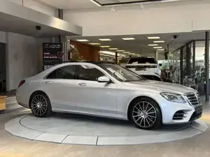 Mercedes-Benz S 400 Bild 9