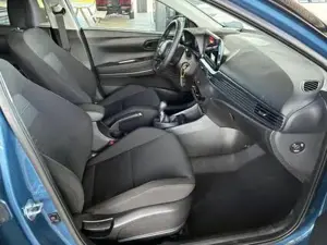 Hyundai BAYON Comfort Plus 1.2 MPI / Navi PDC m. Kamera Klima... Bild 8