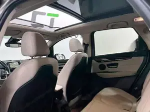 BMW 2er Bild 8