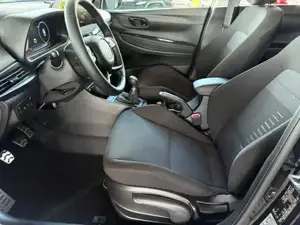 Hyundai BAYON Comfort Plus 1.2 MPI / Sitz + Lenkradheizung PD... Bild 5