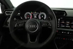 Audi A3 allstreet TFSI quattro S-Tronic, AHK, Navi, 18-... Bild 5