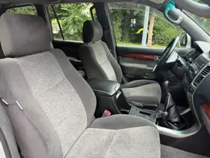 Toyota Landcruiser 3.0D NUR 169.000 KM TÜV NEU 8 Sitzer Bild 7