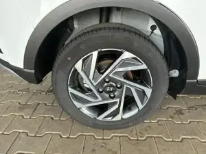 Hyundai BAYON Comfort Plus 1.2 MPI / Navi PDC m. Kamera Klima... Bild 9
