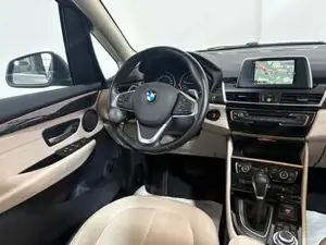 BMW 2er Bild 7