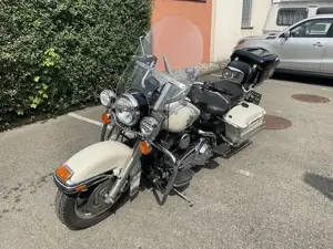 Harley Davidson Police FLHP Bild 6