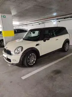 MINI Clubman Bild 2