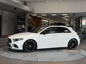 Mercedes-Benz A Bild 2