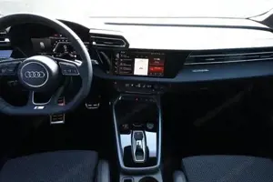Audi S3 Sportback Matrix Nav 18Z Pano OptikP+ FahrenP 245 kW (333... Bild 8
