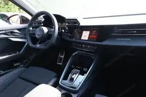 Audi S3 Sportback Matrix Nav 18Z Pano OptikP+ FahrenP 245 kW (333... Bild 9
