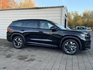 Skoda Kodiaq Sportline 2.0 TSI DSG 4x4 7Sitzer*Standheizung*... Bild 2