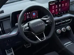 Skoda Kodiaq Sportline 2.0 TSI DSG 4x4 7Sitzer*Standheizung*... Bild 9