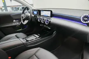 Mercedes-Benz CLA 180 Bild 8
