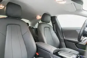 Mercedes-Benz CLA 180 Bild 9