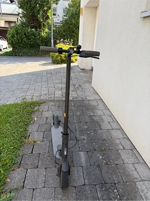 Xiaomi Mi Electric Scooter | Top Zustand | Verhandlungsbasis Bild 5