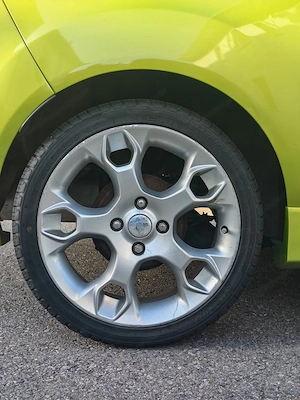 Ford Fiesta, Erstbesitz, frisch vorgeführt! Bild 5