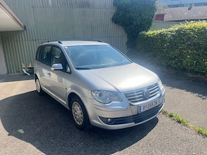 Volkswagen Touran Bild 2