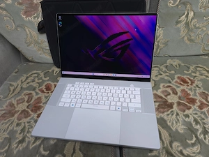 ASUS Rog Zephyrus G16 Ultra 9 Gaming