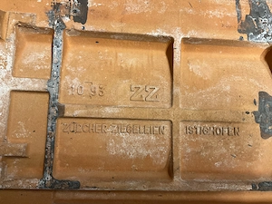 Tonziegel fürs Dach  Bild 2