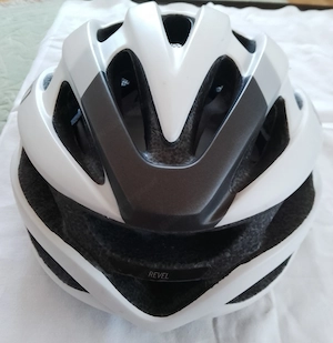 Giro Bike Helme,,,,schwarz und weiss Bild 4