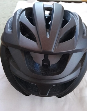 Giro Bike Helme,,,,schwarz und weiss Bild 5