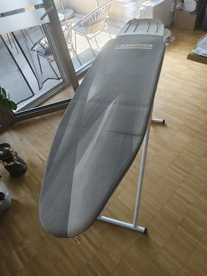 Kärcher Aktiv-Bügelbrett mit Ein- und Ausblasfunktion   Top Zustand! Bild 5