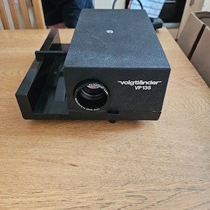 DIA Projektor