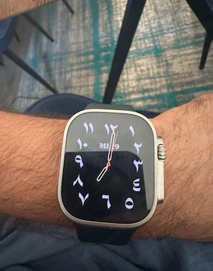 Apple Watch Ultra 2 mit SportarmSportarmband Bild 2