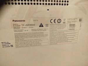 Weißer(!) LCD TV Panasonic, Hintergrundbeleuchtung defekt Bild 4