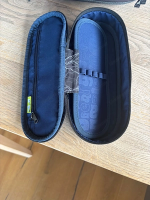 Ergobag Schultasche mit Federschachteln und Kletties Bild 5