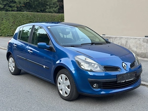 Renault Clio 1.5dCi Tüv 3 27 + 4 mon Bild 2