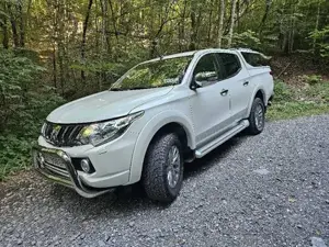 Mitsubishi L200 Bild 2