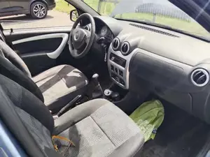 Dacia Sandero DCI Kleinwagen Bild 7