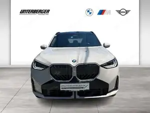 BMW X3 30e xDrive M Sportpaket // Anhängerkupplung // elektr. Sitzverst. Bild 2