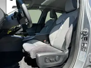 BMW X3 20 xDrive Anhängerkupplung // Harman Kardon // elektr. Sitzverstellung Bild 8