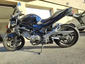 Verkaufe Suzuki Gladius 650 Bild 3