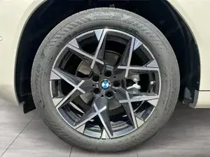 BMW X3 30e xDrive M Sportpaket // Anhängerkupplung // elektr. Sitzverst. Bild 6