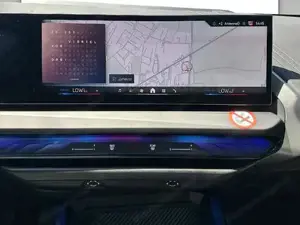 BMW X3 20 xDrive Anhängerkupplung // Harman Kardon // elektr. Sitzverstellung Bild 6