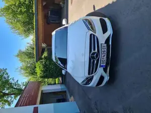 Mercedes-Benz C-Klasse Bild 6