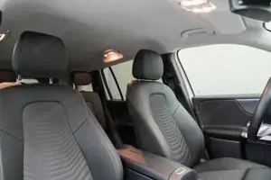 Mercedes-Benz GLB 180 d W-Paket Navi LM KAM SpurW ParkAss. Bild 9