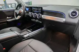 Mercedes-Benz GLB 180 d W-Paket Navi LM KAM SpurW ParkAss. Bild 8